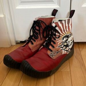 Dr. Martens High-Top Sneaker